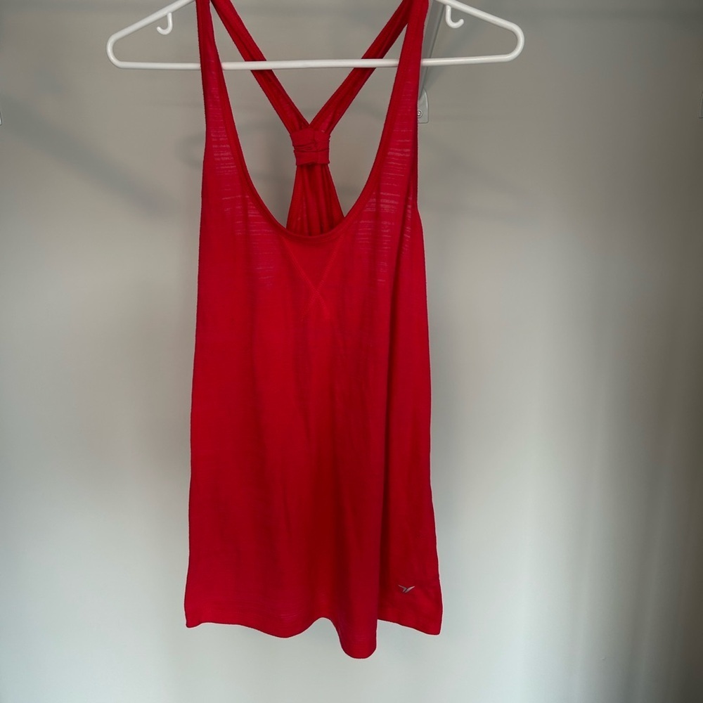 🧡5/$25🧡Old Navy Active Red Tank Top